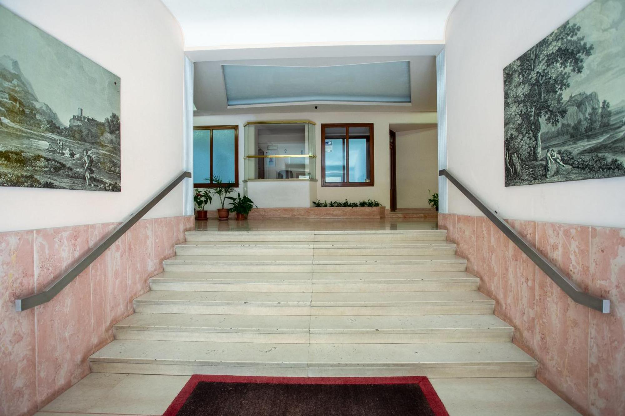 Perfetto Per Famiglie Appartamento Accogliente E Spazioso A 15 Min Dalla Metro Rome Exterior photo